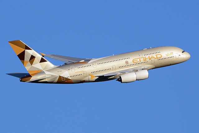 flights between Abu Dhabi and Guangzhou